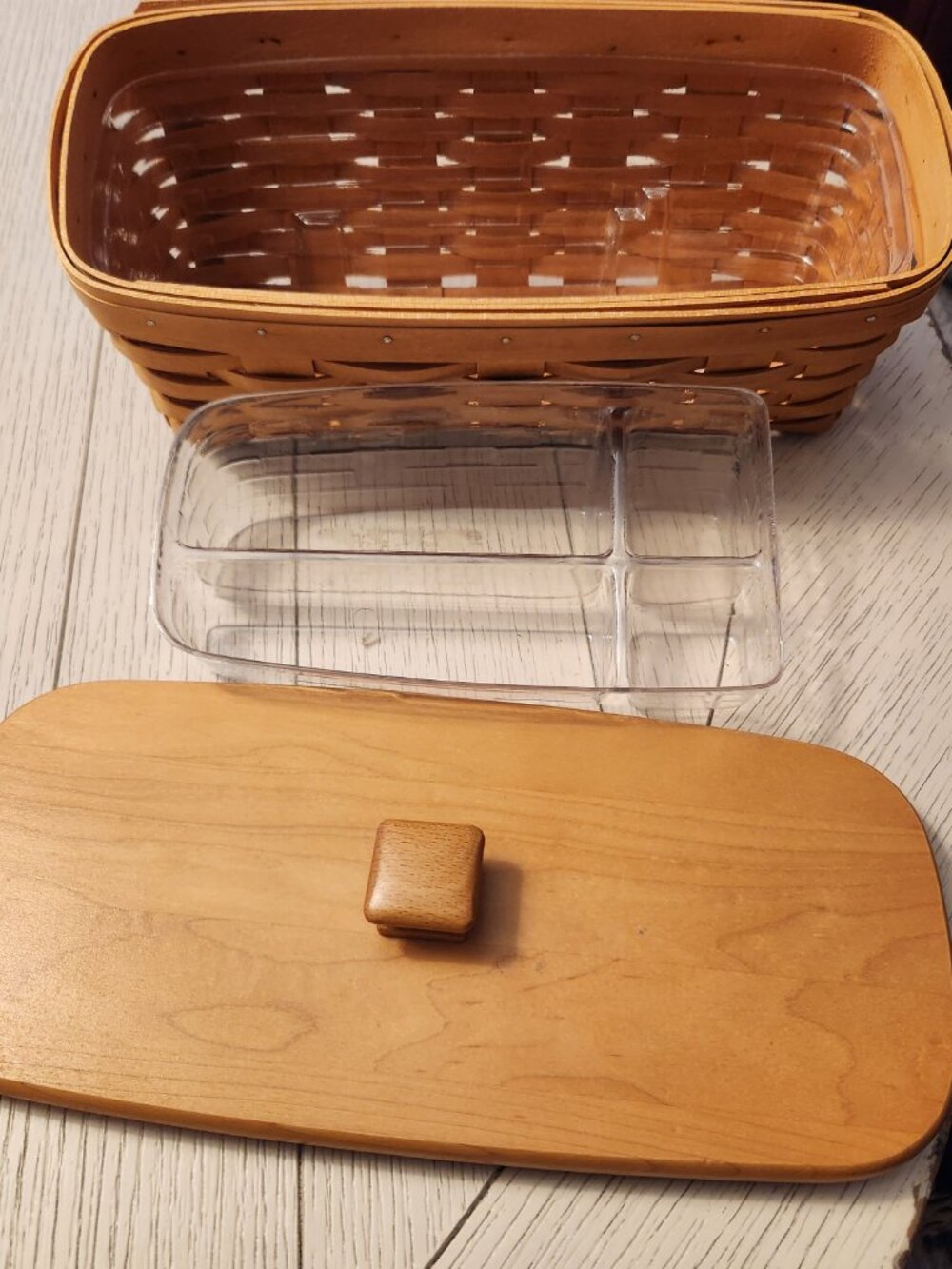 LONGABERGER VANITY BASKET WITH LID - Picture 2 of 12